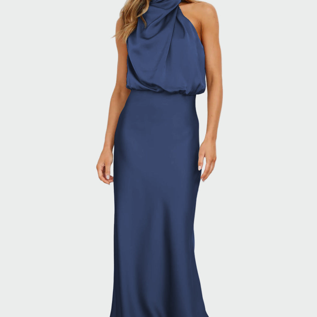 Elegantní šaty s odhalenými zády