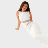 Leni | Maxi šaty zvýrazňující postavu s jemnými průstřihy a šněrováním