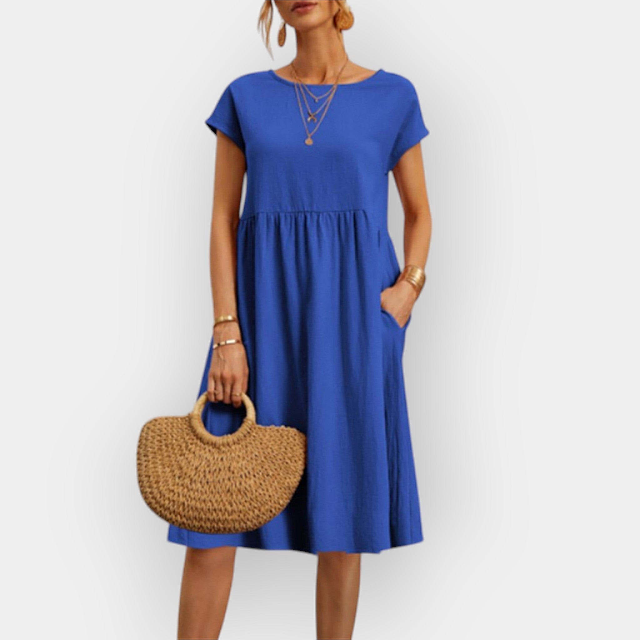 Midi šaty s jednoduchými liniemi