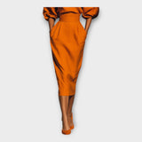 Elegantní kjole s rafinovaným designem